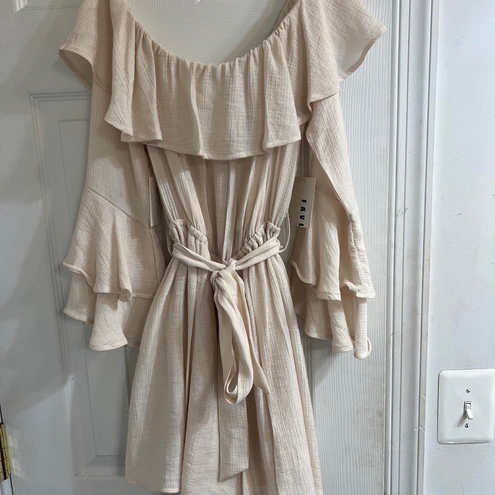 Small FavLux cream romper - Picture 4 of 4